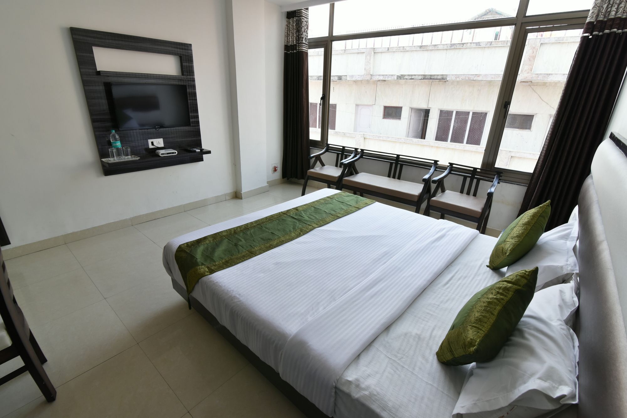 Anand Niketan By Bonjour - On The Ganges Hotel Haridwar Bagian luar foto